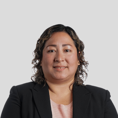 Foto de Denise Vargas parte del equipo de valuaciones y asesoría